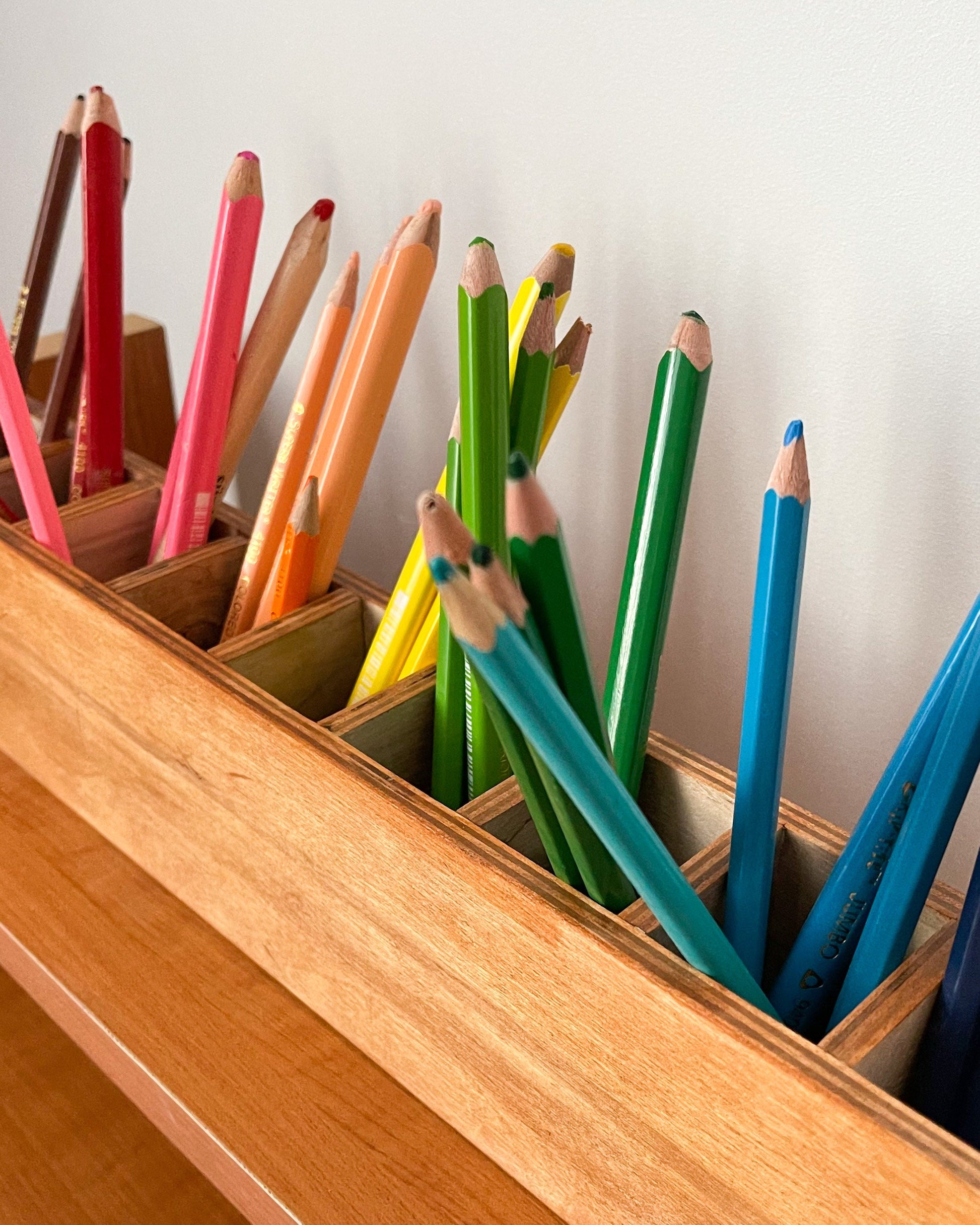 Montessori Wood Pencil Holder for Kids, Pen Hero, Crayon holder