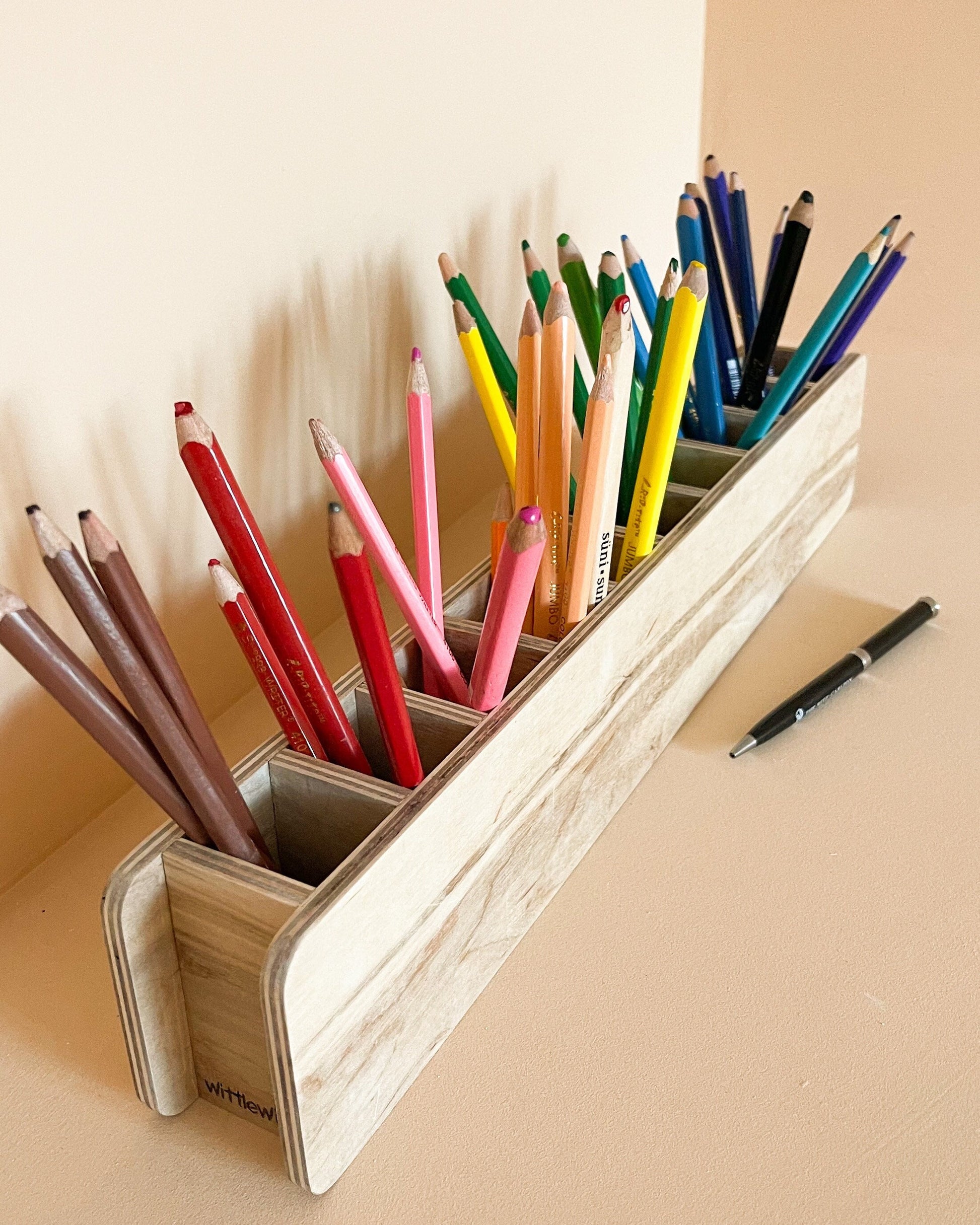 Montessori Wood Pencil Holder for Kids, Pen Hero, Crayon holder, Toddl –  WittleWoodStore